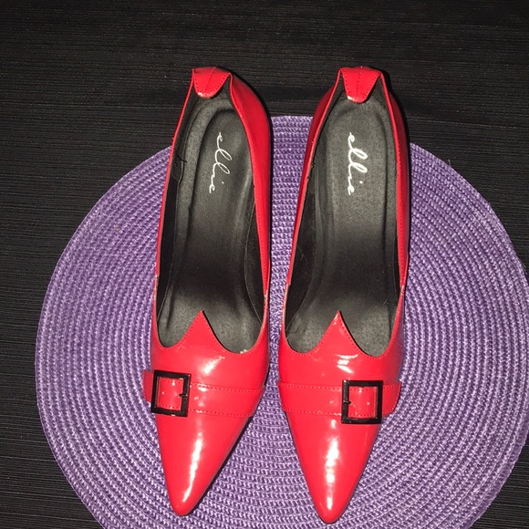 Ellie Red ‘Witchy’ Heels, US 11 - Picture 8 of 8
